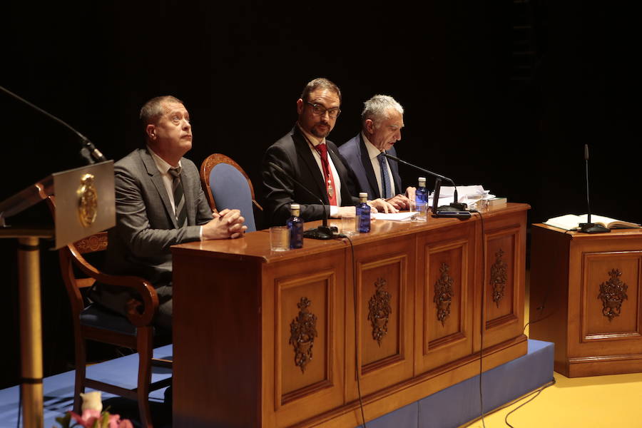 Lorca pasa a manos del PSOE con los votos de IU y Cs después de que el socialista Diego José Mateos arrebatara la alcaldía a Fulgencio Gil y diera cabida en el gobierno municipal al edil de la formación naranja como primer teniente de alcalde