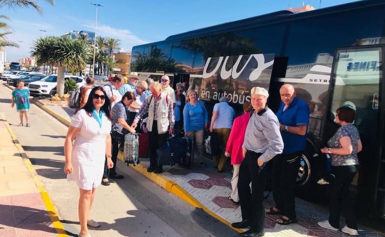 Los primeros turistas checos que llegaron a la Región la semana pasada.