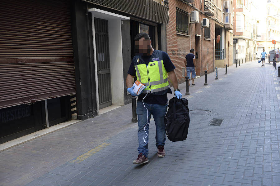 La Policía Nacional intervino 2.000 plantas de marihuana, encontradas en domicilios de Corvera, San José de la Vega, Santomera, Espinardo, La Alberca y La Arboleja