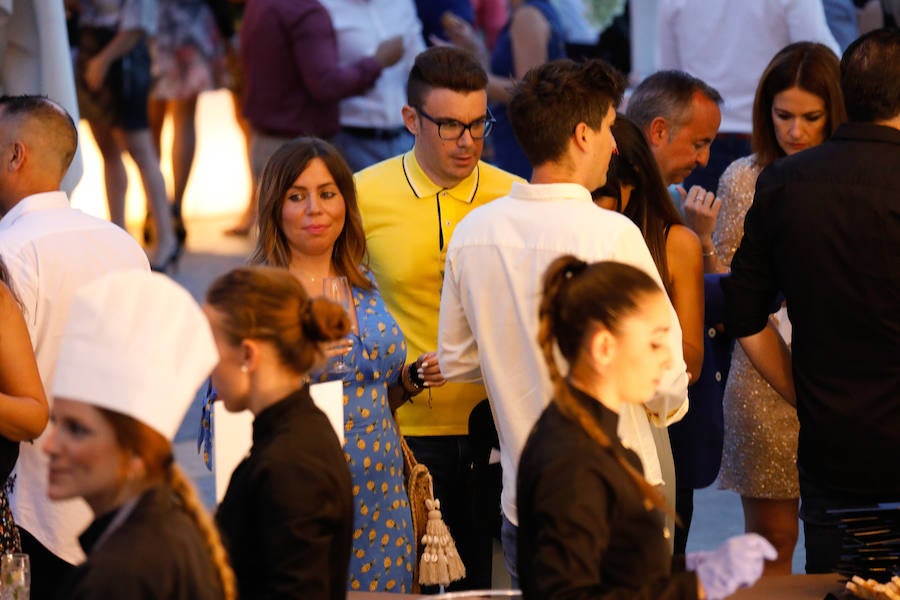 La sexta edición de la fiesta de 'La Verdad' reúne a 600 personas en el salón de celebraciones Promenade