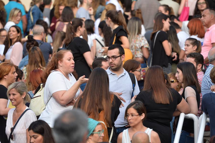 Casi un 90% de los admitidos concurren finalmente al primer examen, llevado a cabo en 19 sedes. La entrada se desarrolló con normalidad, aunque con algunas pequeñas incidencias fruto de los nervios