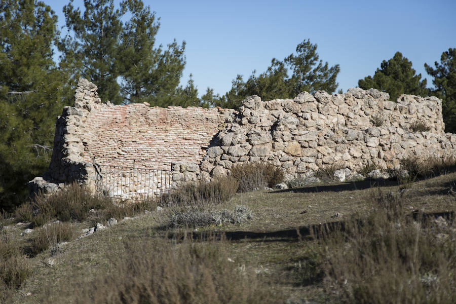 El Plan Director de los Pozos de la Nieve plantea la recuperación de un conjunto etnográfico ahora en ruinas con actuaciones valoradas en un millón de euros durante diez años