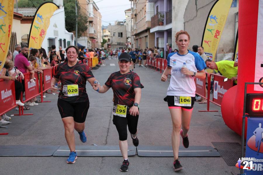 El vencedor de la prueba completa los 5 kilómetros en 15:21 minutos, por los 19:31 de la atleta del Espuña Trail