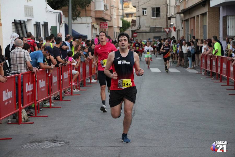 El vencedor de la prueba completa los 5 kilómetros en 15:21 minutos, por los 19:31 de la atleta del Espuña Trail