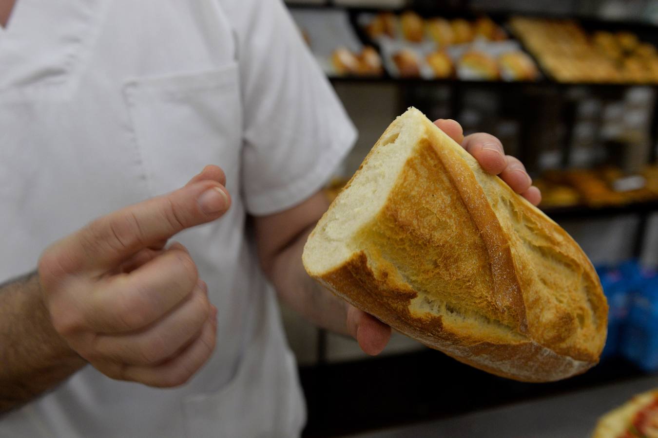 Fotos: Los panaderos celebran la norma que ordena el sector