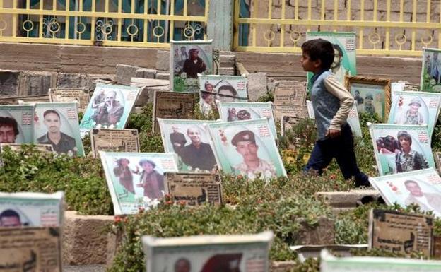 Imagen principal - Yemen, un país devastado por cinco años de guerra