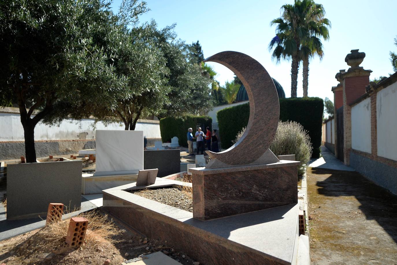 Fotos: El cementerio musulmán en El Puntal será ampliado hasta las 150 fosas