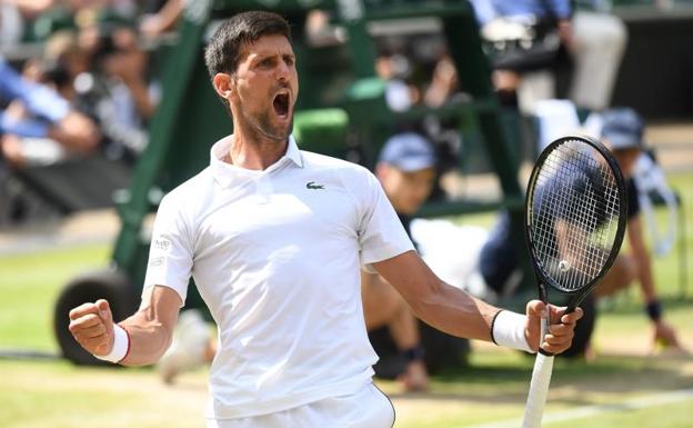 Novak Djokovic celebra su triunfo ante Roberto Bautista. 