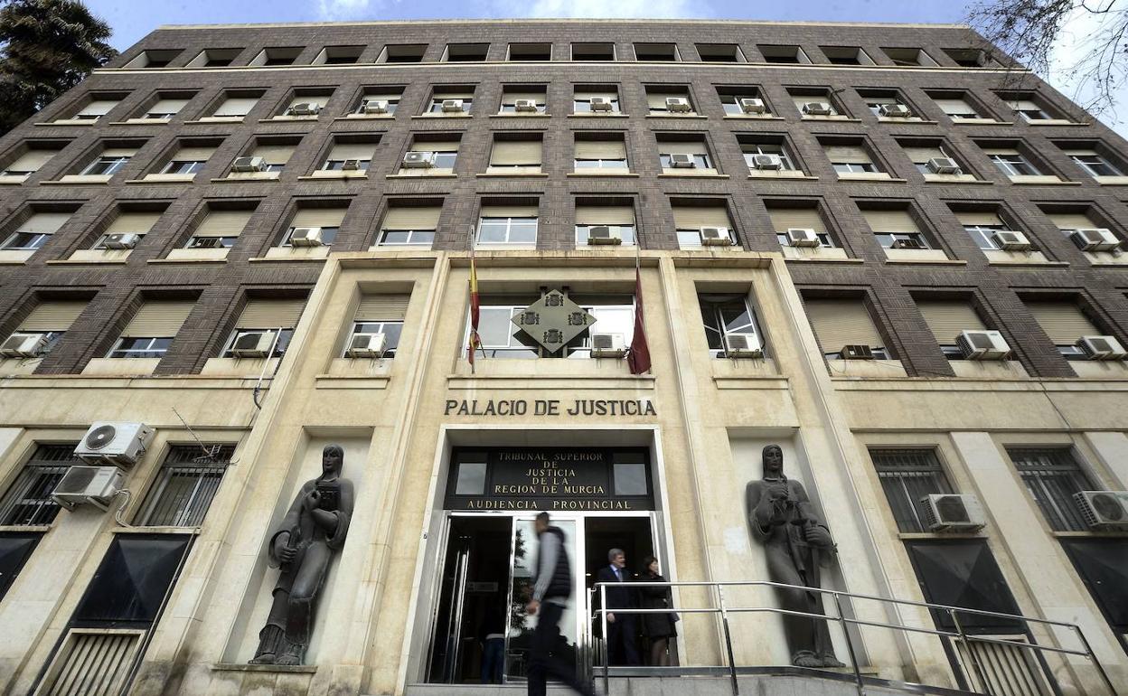 El Palacio de Justicia de Murcia, sede de la Audiencia Provincial, en una foto de archivo.