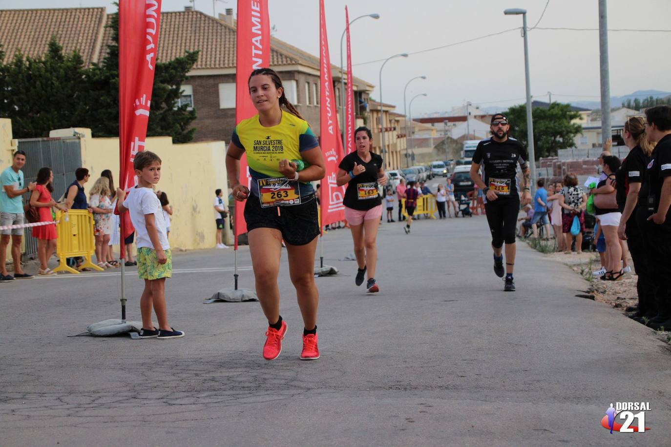 El corredor del Inverclyde AC completa el recorrido de 6,2 kilómetros en 19:38 minutos, por los 23:44 de la atleta del Bitec Tri Impulso