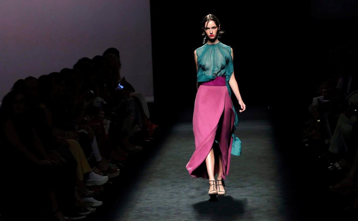 Los diseños Primavera/Verano 2020 de Marcos Luengo desfilan en la Mercedes-Benz Fashion Week de Madrid