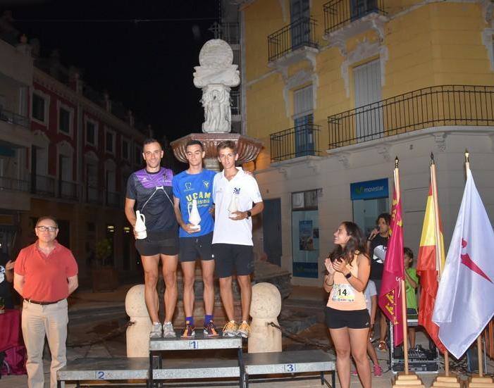 El atleta del UCAM Cartagena completa la prueba en 17:28 minutos, por los 22:26 para la ganadora femenina