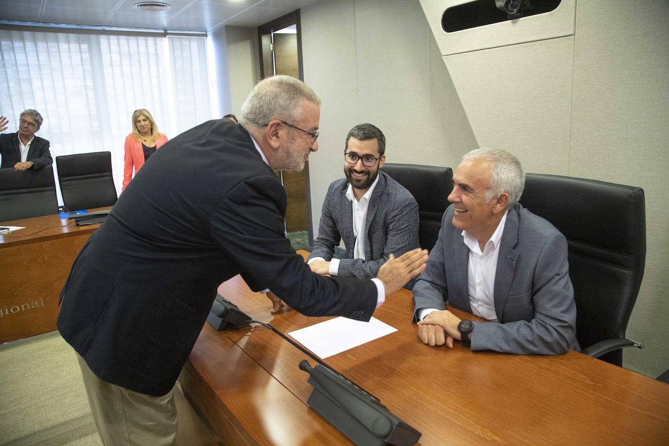 Se cumplirá con los que fija el Reglamento de la Cámara, según apuntó tras la Junta de Portavoces el presidente de la Asamblea Regional, Alberto Castillo, aunque sí que hay algunos grupos que han expresado su voluntad en reducir su discurso,