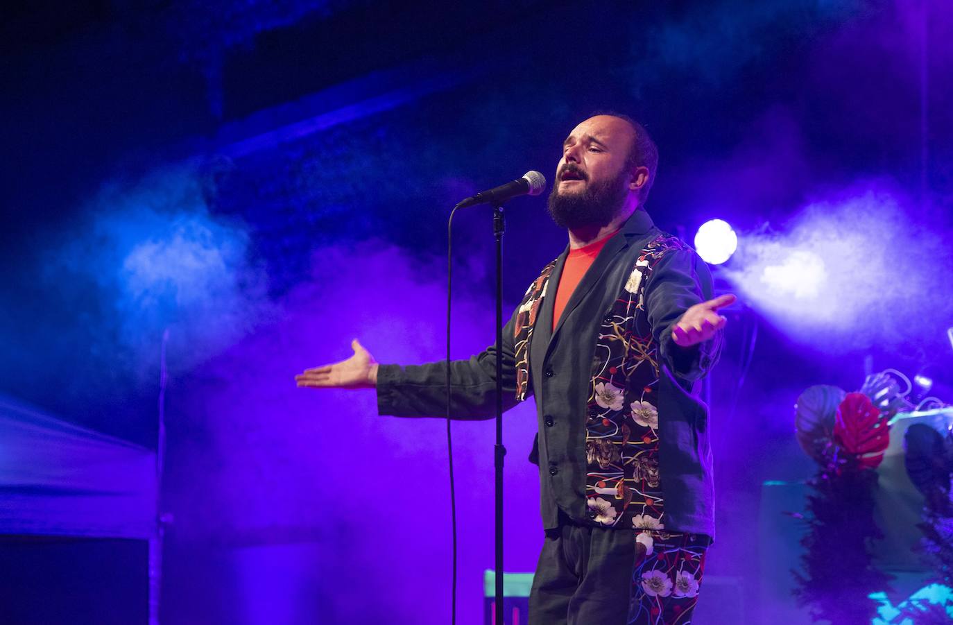 Niño de Elche, Los Hermanos Cubero y Amaia protagonizaron la noche del viernes en Cartagena.