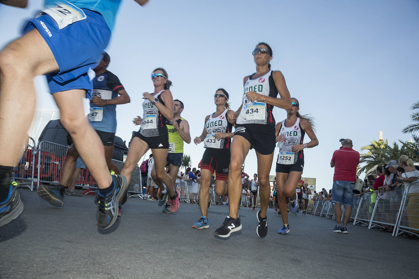 El atleta del 190 Milésimas se impone con un tiempo de 21:17 minutos, por los 26:42 para la atleta del Mobel Automenor Running Team