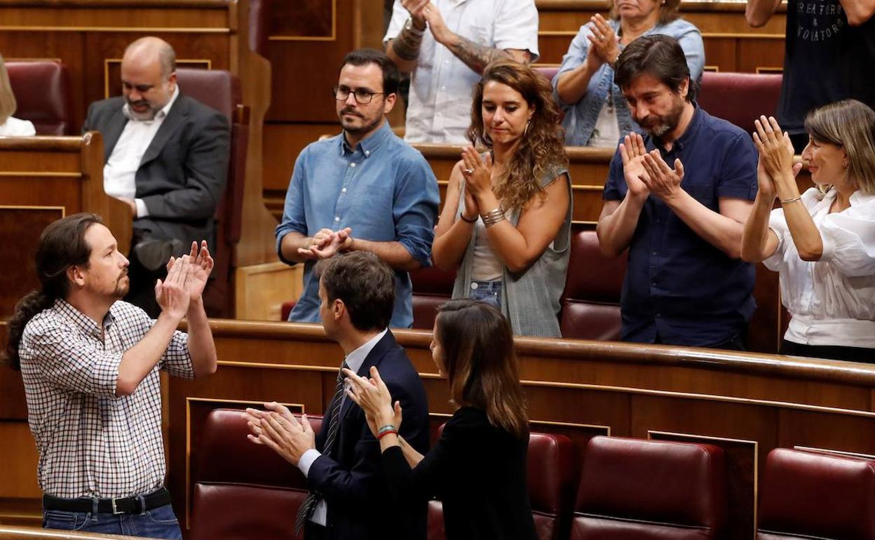 Pablo Iglesias, después de unos intervenciones el día de la investidura fallida de Pedro Sánchez. 