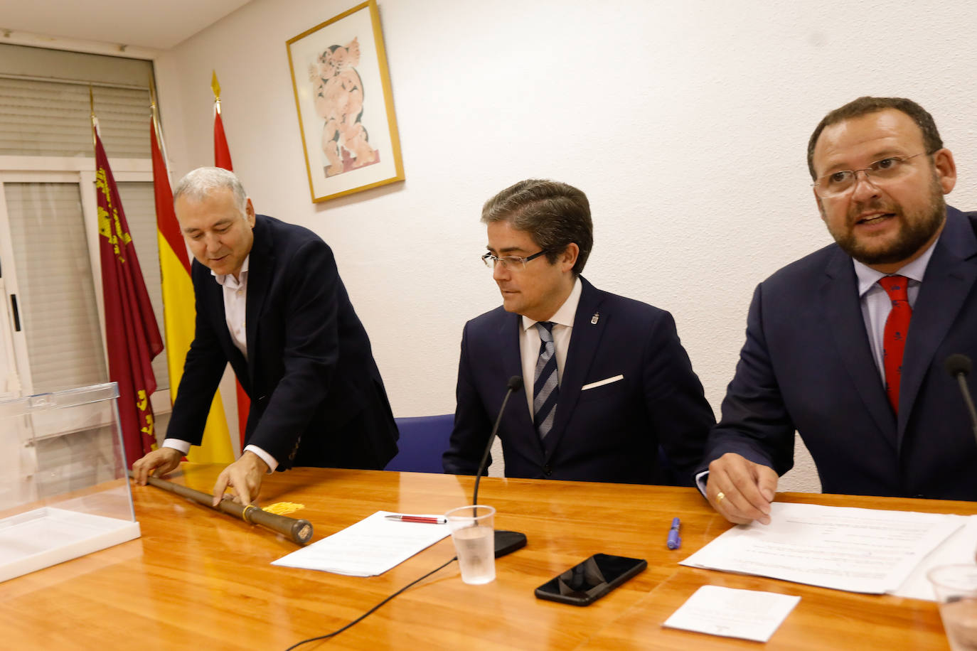 Francisco Fenoll se mantiene como pedáneo desde 2000. Los populares lograron cinco representantes y el PSOE, cuatro.