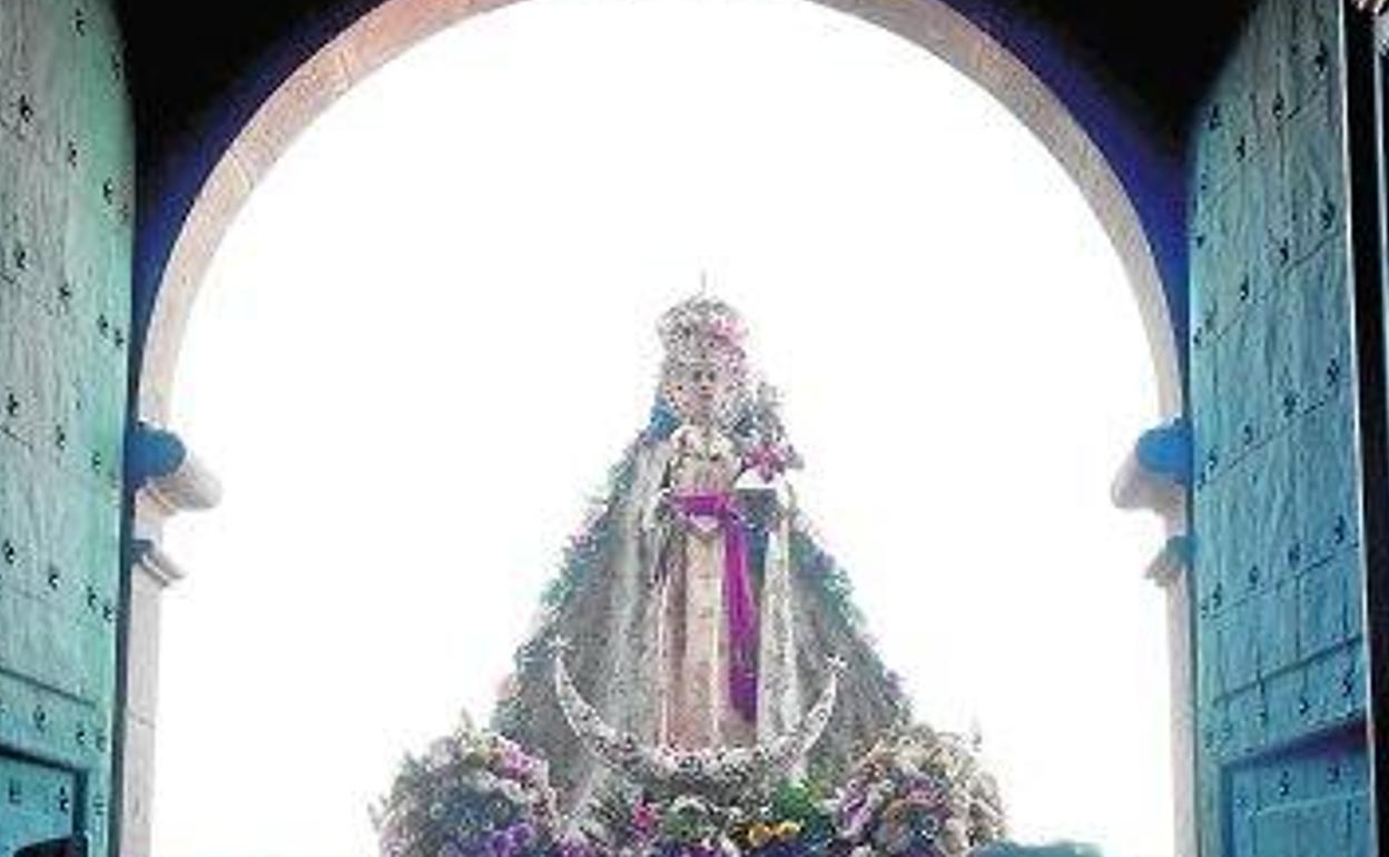 La Fuensanta, en su santuario de Algezares, en una fotografía de archivo.