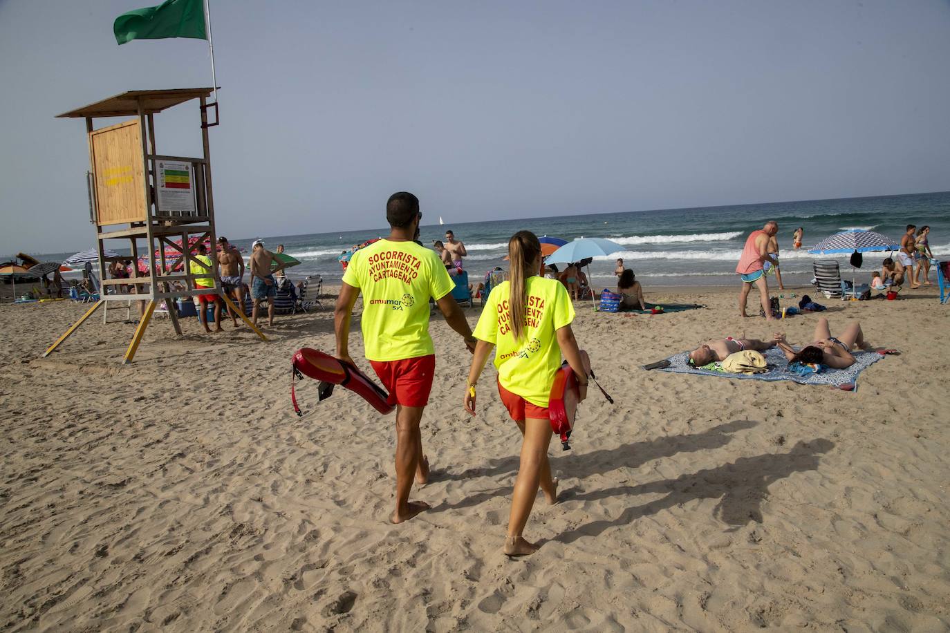 El número de picaduras de medusas durante el mes de julio se redujo en las playas de la Región un 64% en comparación con el mismo periodo de 2018.