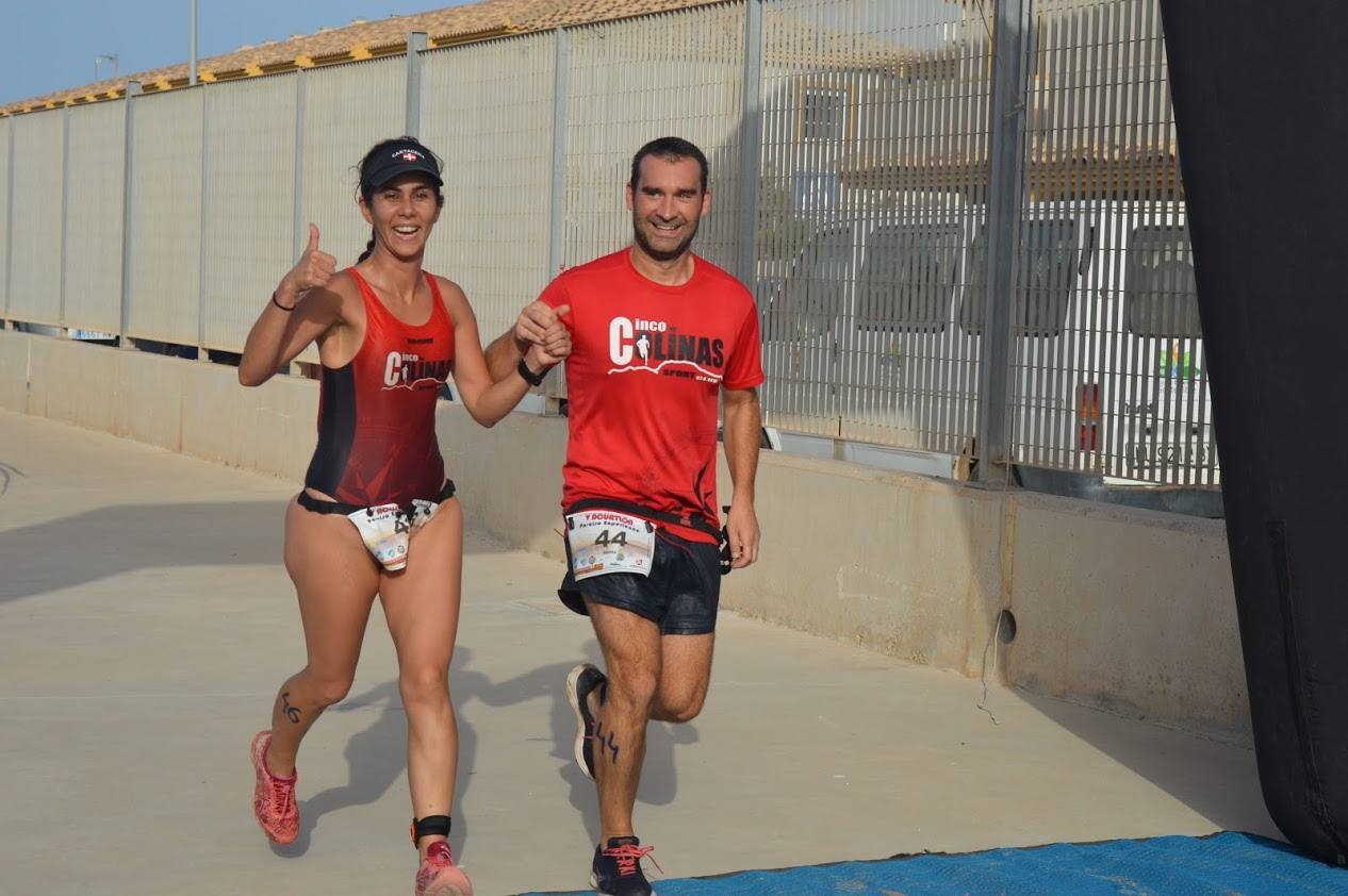 El corredor del C.A. Mandarache Cartagena completa los 5 kilómetros en 19:08 minutos, por los 22:54 de la atleta del Grupo Alcaraz