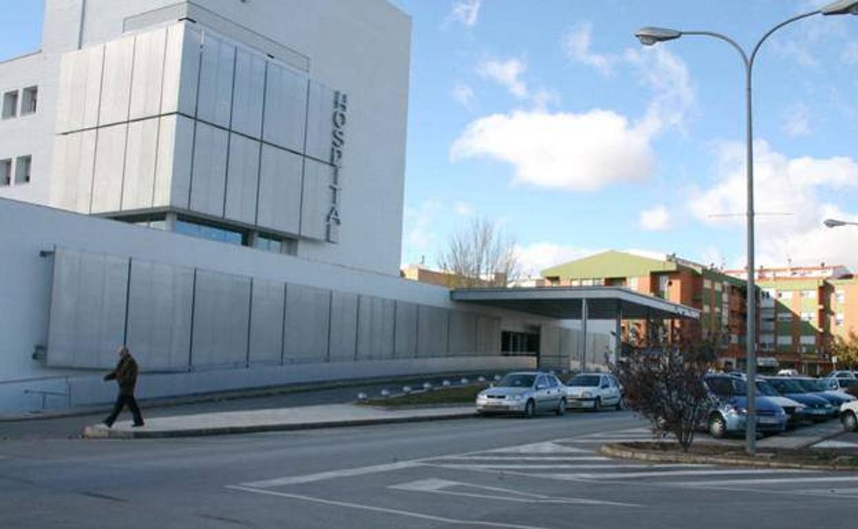 Fachada del hospital Virgen del Castillo de Yecla.