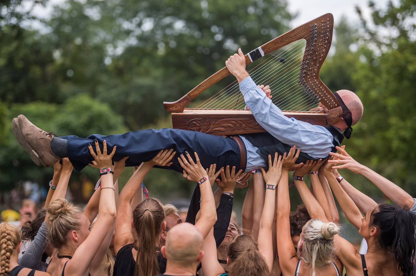 Música, arte y diversión se mezclan en la 27 edición del Sziget Festival, en Budapest (Hungría). El Sziget Festival, que cuenta en su cartel con artistas de la talla de Ed Sheeran y Foo Fighters, se celebra del 7 al 13 de agosto.