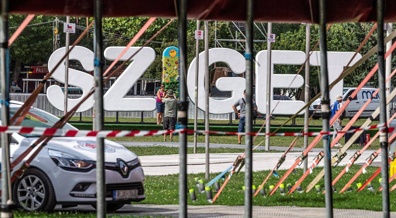 Música, arte y diversión se mezclan en la 27 edición del Sziget Festival, en Budapest (Hungría). El Sziget Festival, que cuenta en su cartel con artistas de la talla de Ed Sheeran y Foo Fighters, se celebra del 7 al 13 de agosto.