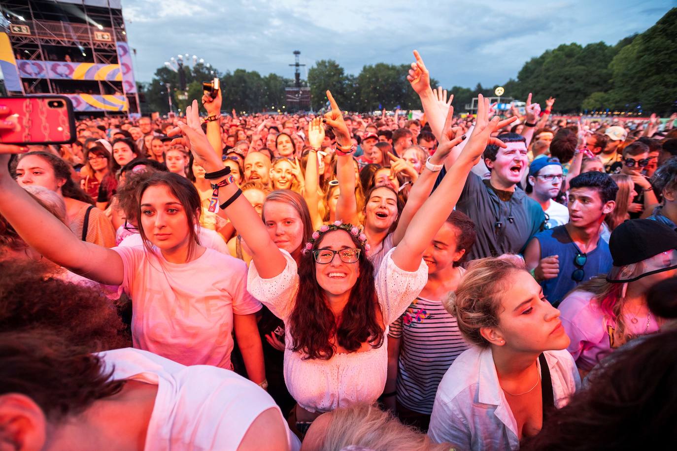 Música, arte y diversión se mezclan en la 27 edición del Sziget Festival, en Budapest (Hungría). El Sziget Festival, que cuenta en su cartel con artistas de la talla de Ed Sheeran y Foo Fighters, se celebra del 7 al 13 de agosto.