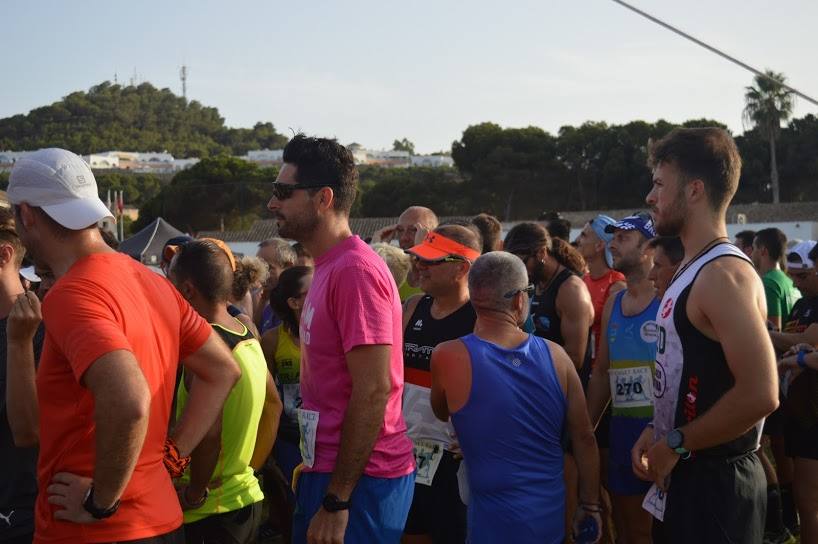 El corredor del Alumbres Sport completa el recorrido de 7 kilómetros en 23:39 minutos, por los 28:46 de la atleta del Grupo Alcaraz