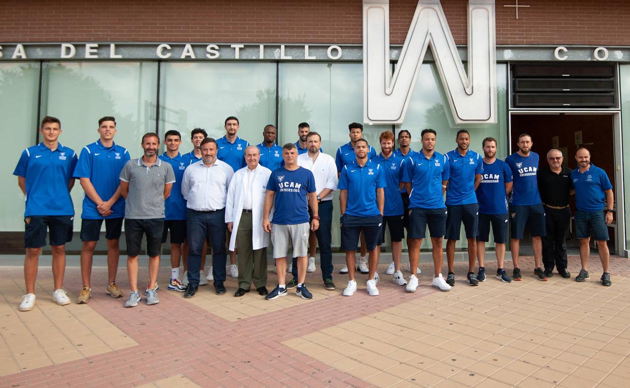 Primeros reconocimientos a la plantilla del UCAM CB.