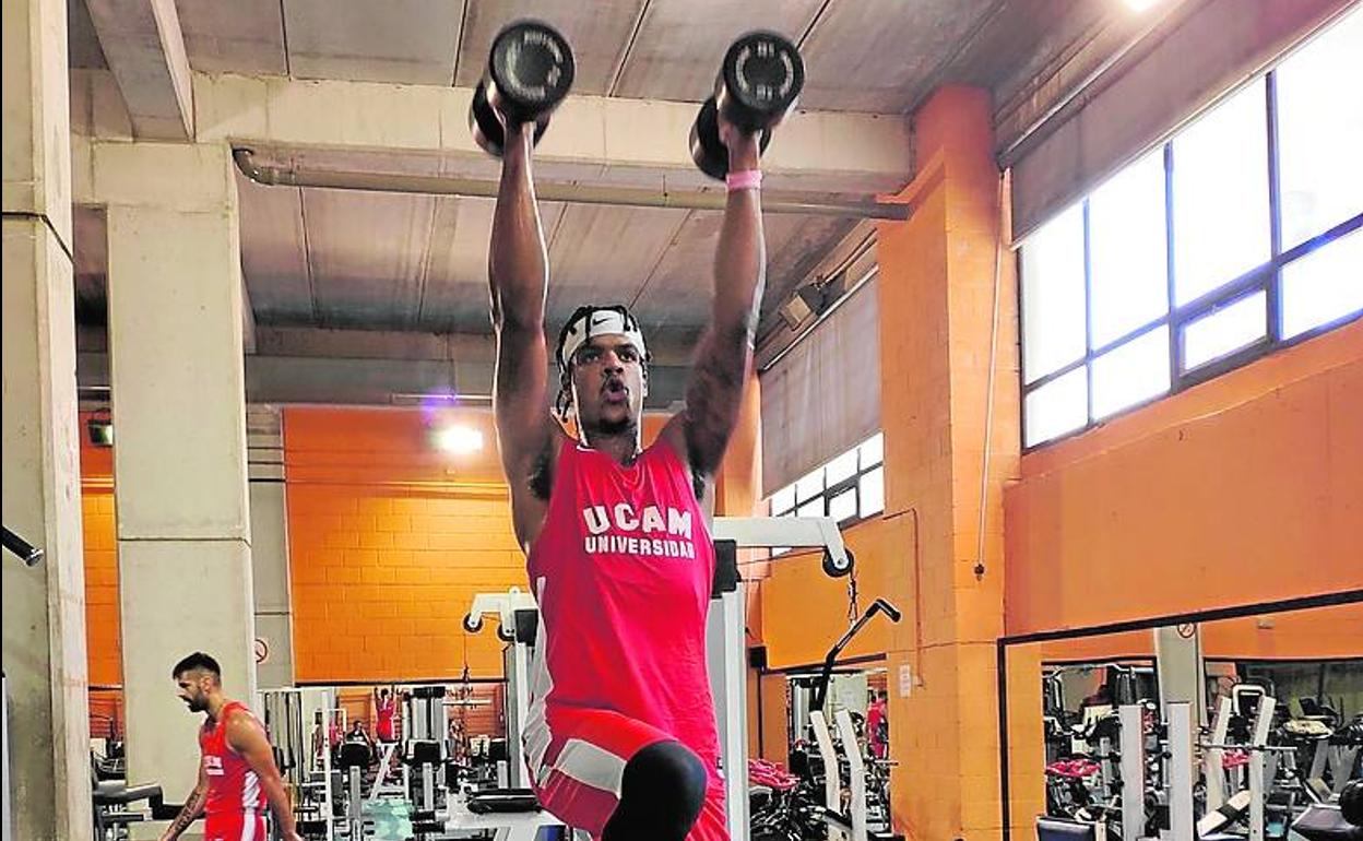 El ala-pívot Jarell Eddie, uno de los nuevos, ayer, en el Palacio. 