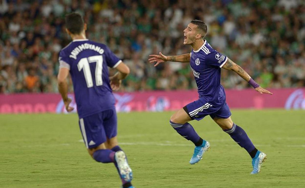 Sergi Guardiola celebra su gol al Betis.