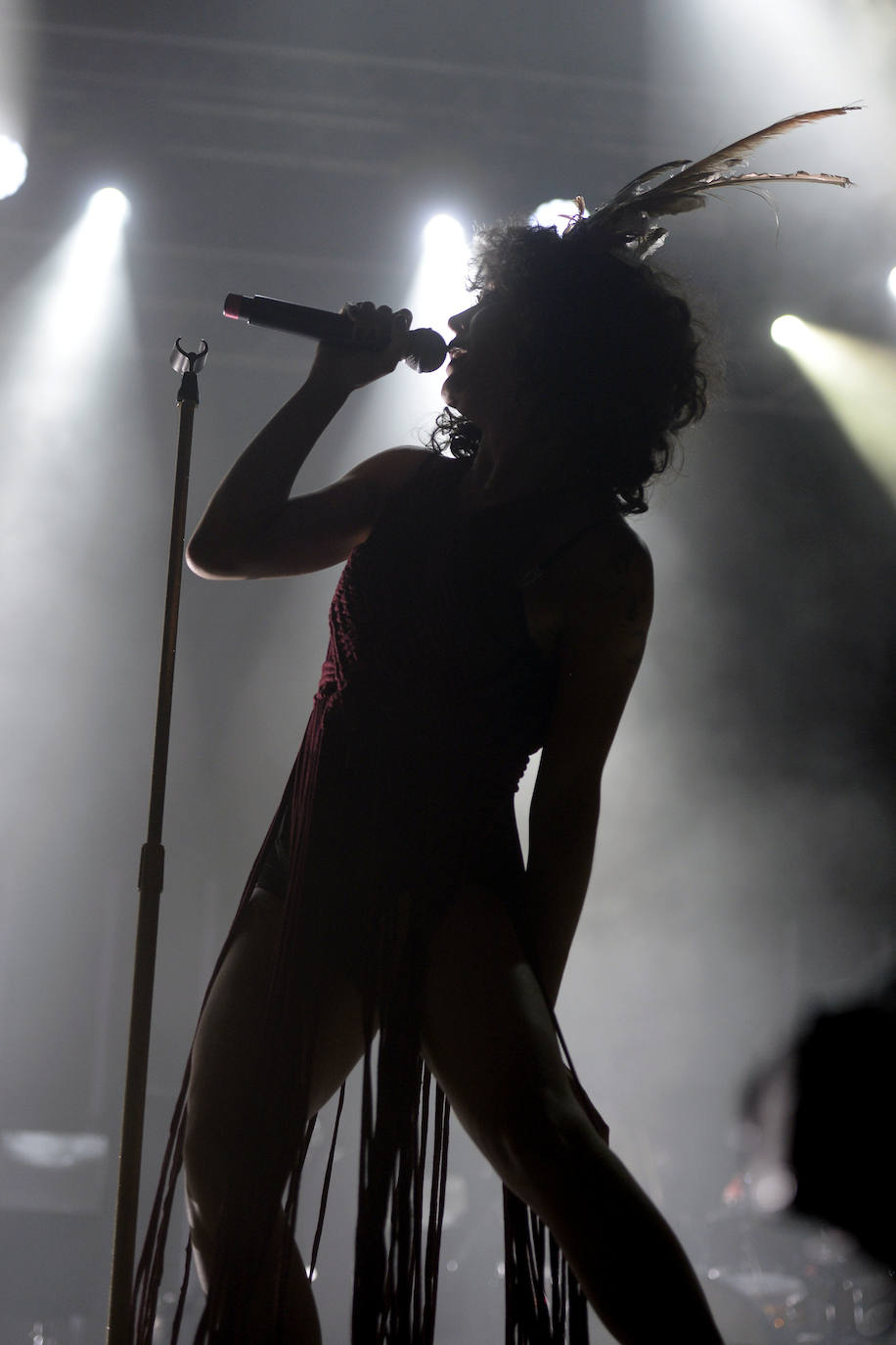 El festival B-Side celebra su edición más ecléctica, en la que Viva Suecia firmó los mejores momentos y en la que también destacaron la puesta en escena de Fuel Fandango, el reggae electrónico de Iseo & Dodosound y el talento de Alice Wonder.