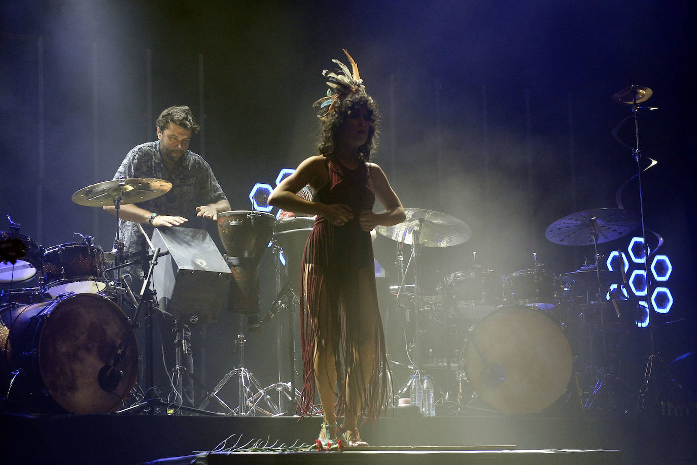 El festival B-Side celebra su edición más ecléctica, en la que Viva Suecia firmó los mejores momentos y en la que también destacaron la puesta en escena de Fuel Fandango, el reggae electrónico de Iseo & Dodosound y el talento de Alice Wonder.