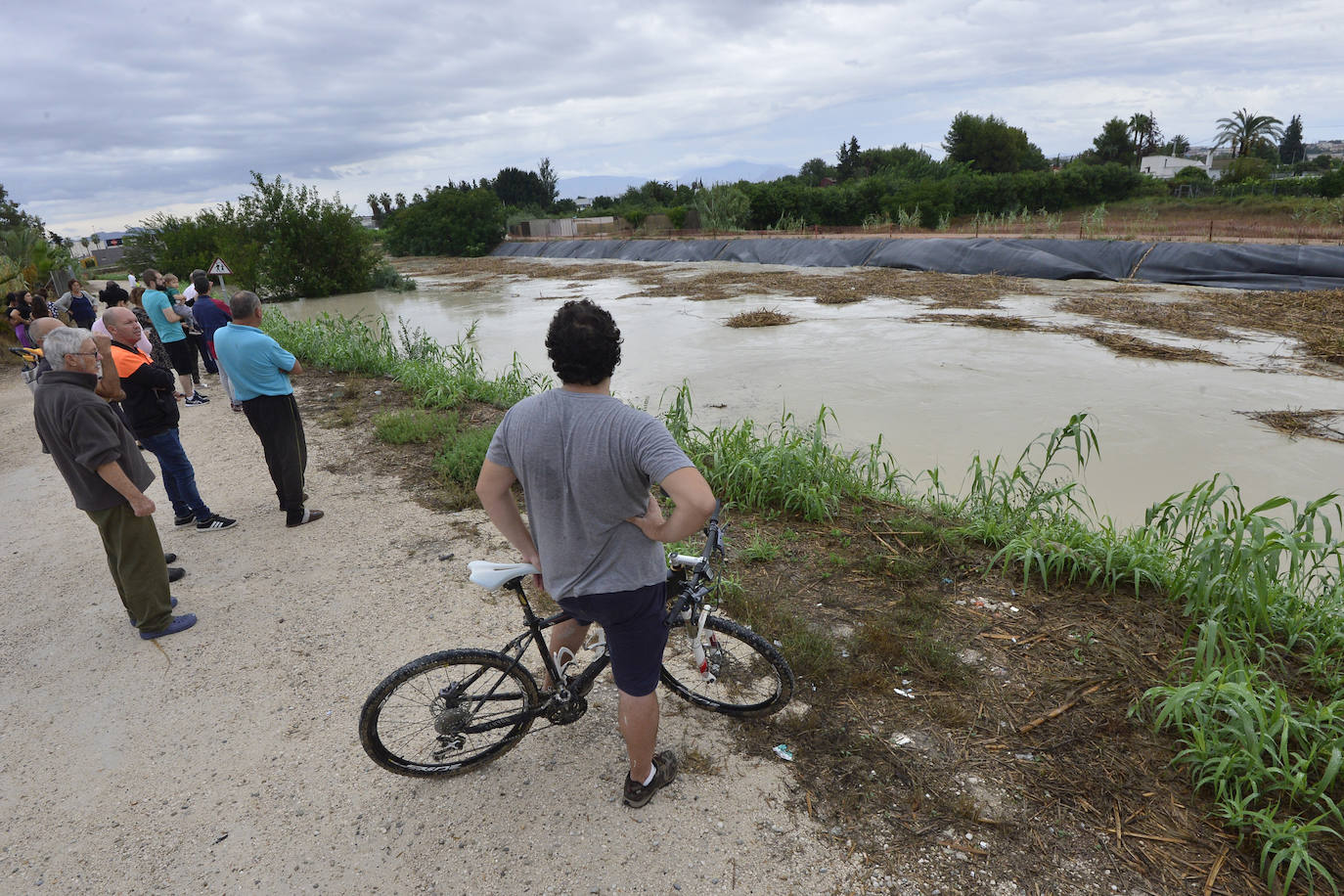 Ocho vías permanecen cortadas en pedanías de Lobosillo, Avileses, Cabezo de Torres y Torreagüera y en los barrios de Espinardo y Churra