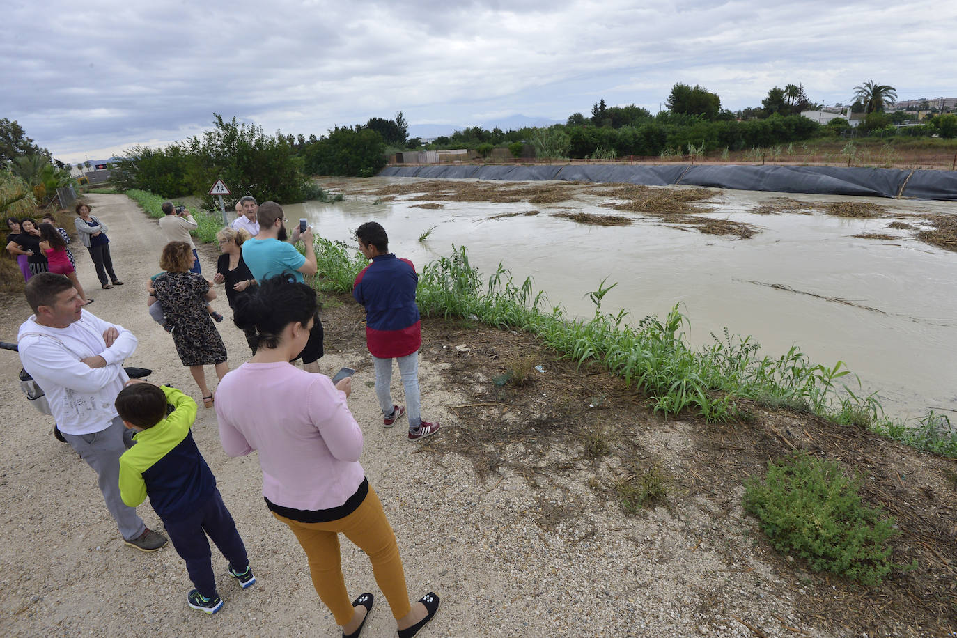 Ocho vías permanecen cortadas en pedanías de Lobosillo, Avileses, Cabezo de Torres y Torreagüera y en los barrios de Espinardo y Churra