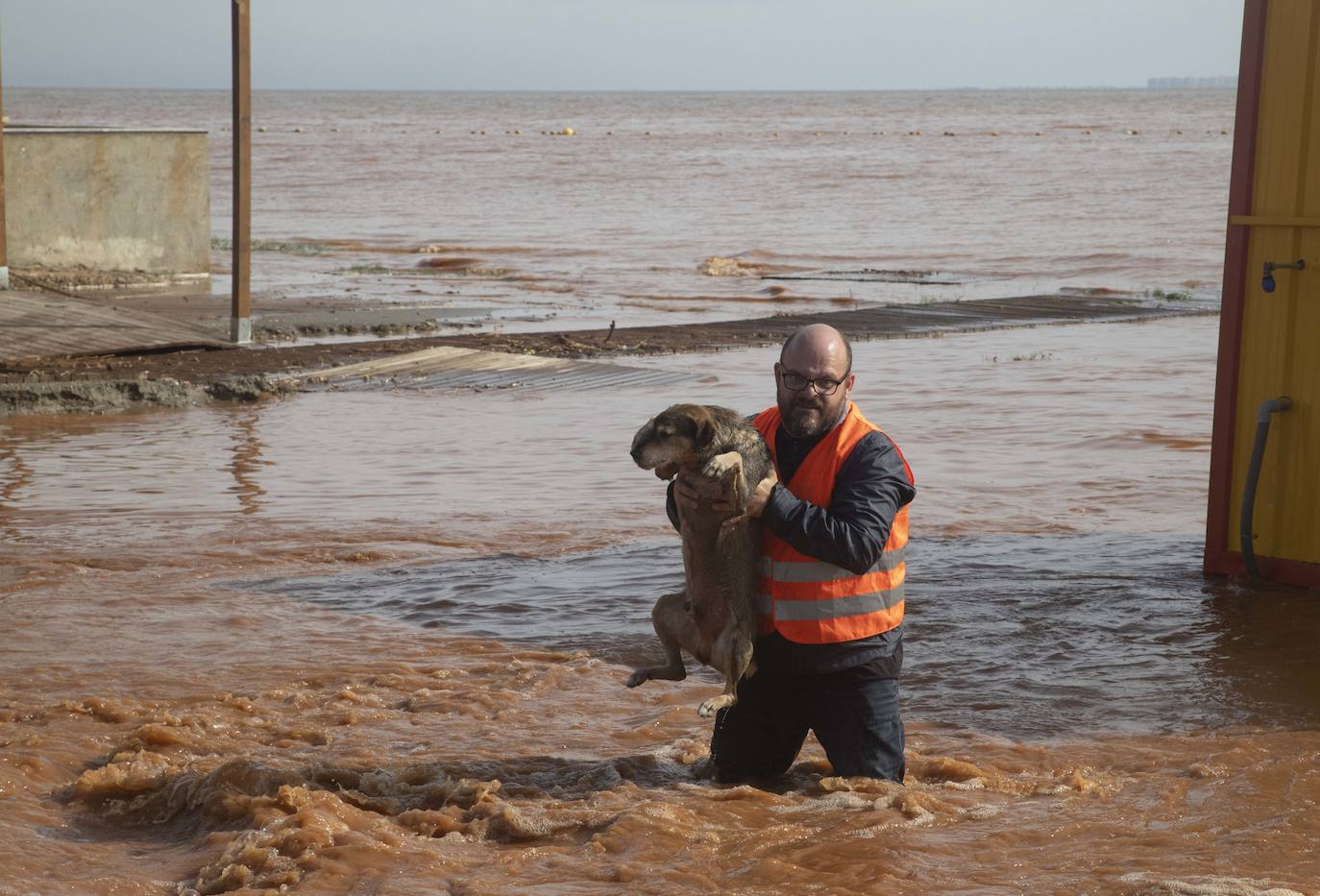 El centro de Cartagena y Los Urrutias también sufrieron notablemente los efectos de las inundaciones