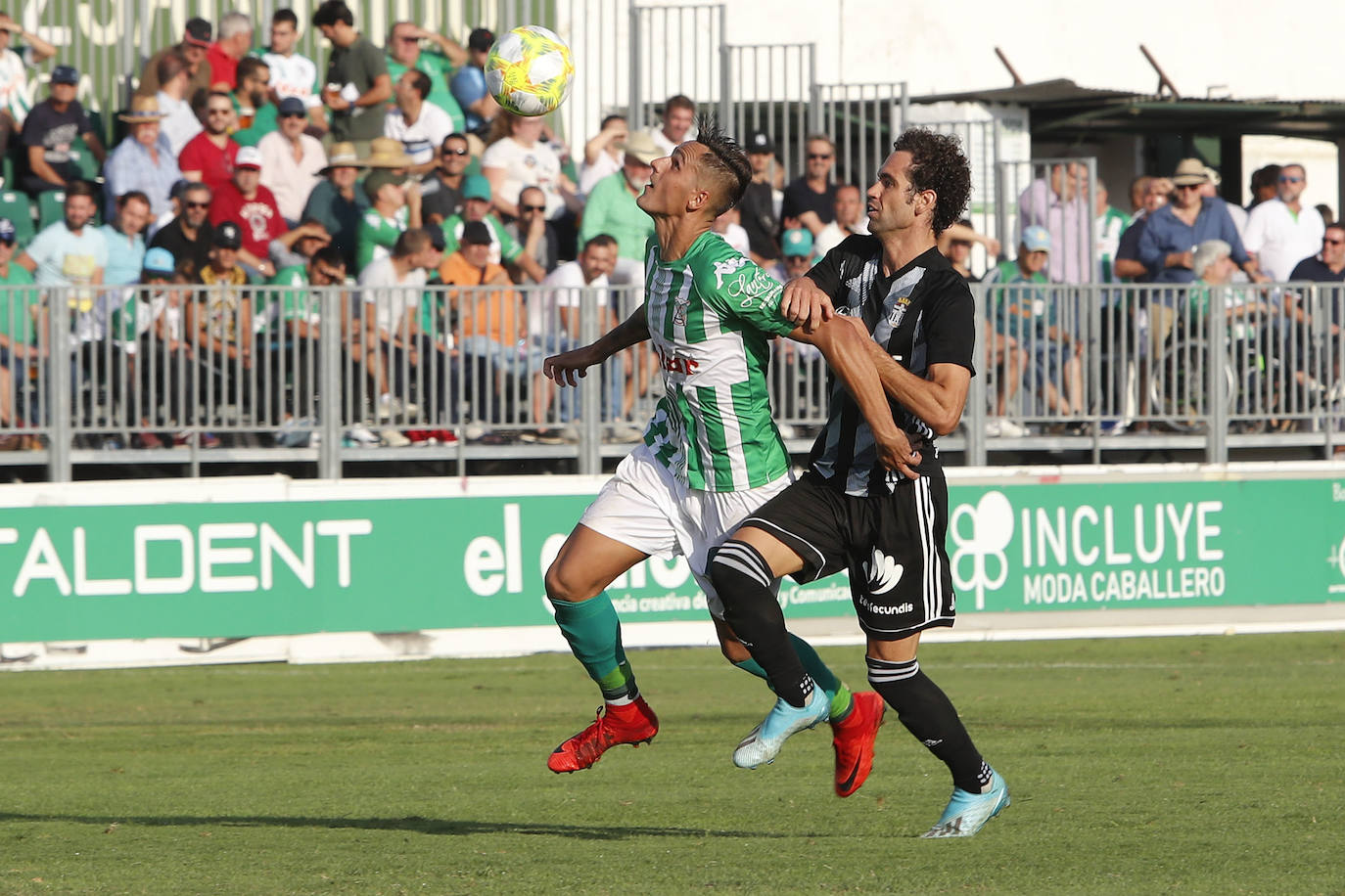 Un golazo de Manu Viana da la victoria a los de Munúa en Sanlúcar de Barrameda