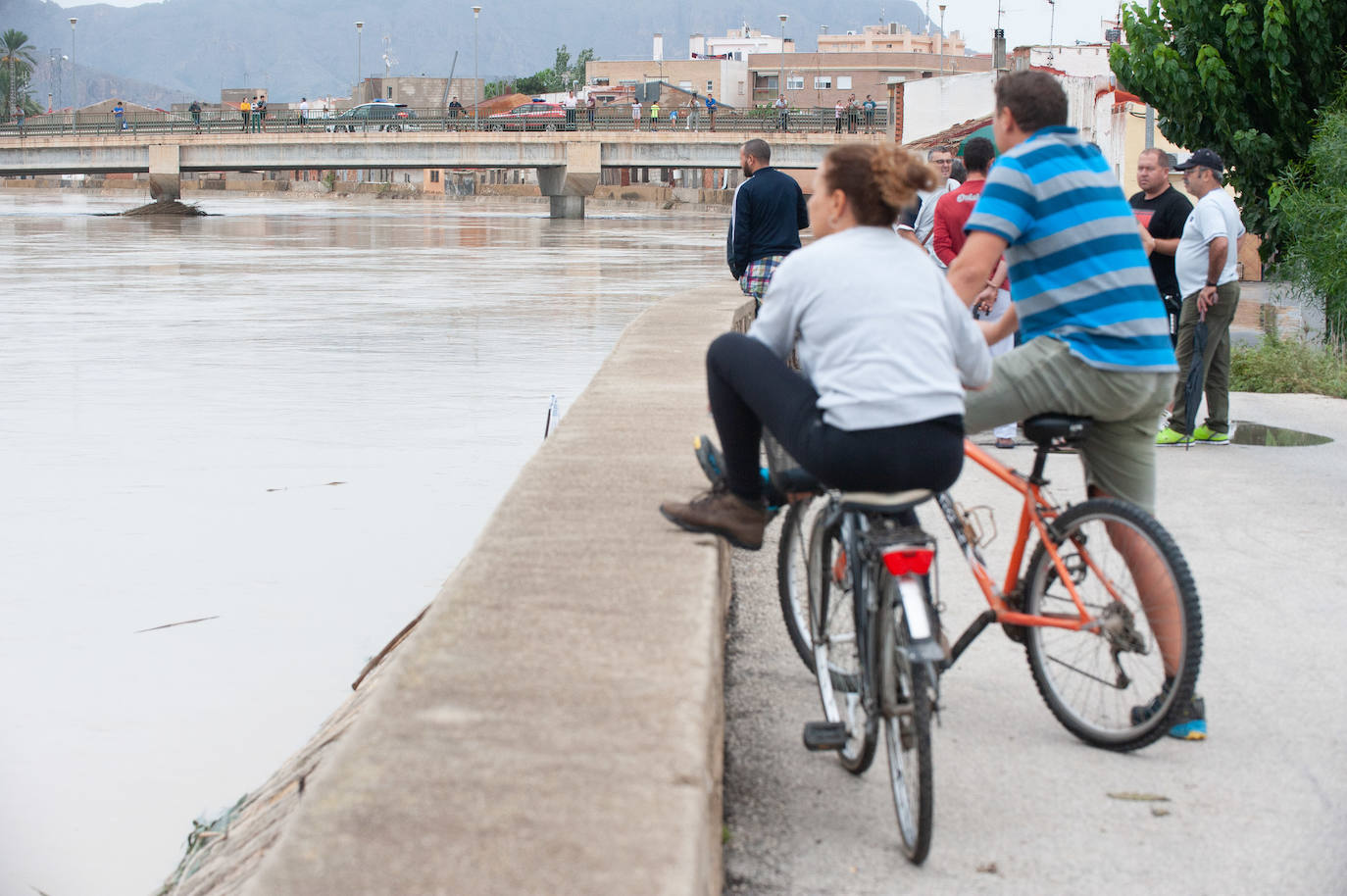 Recorrido por las localidades de Alquerías, Beniel y Llano de Brujas, donde el temporal causó cuantiosos destrozos