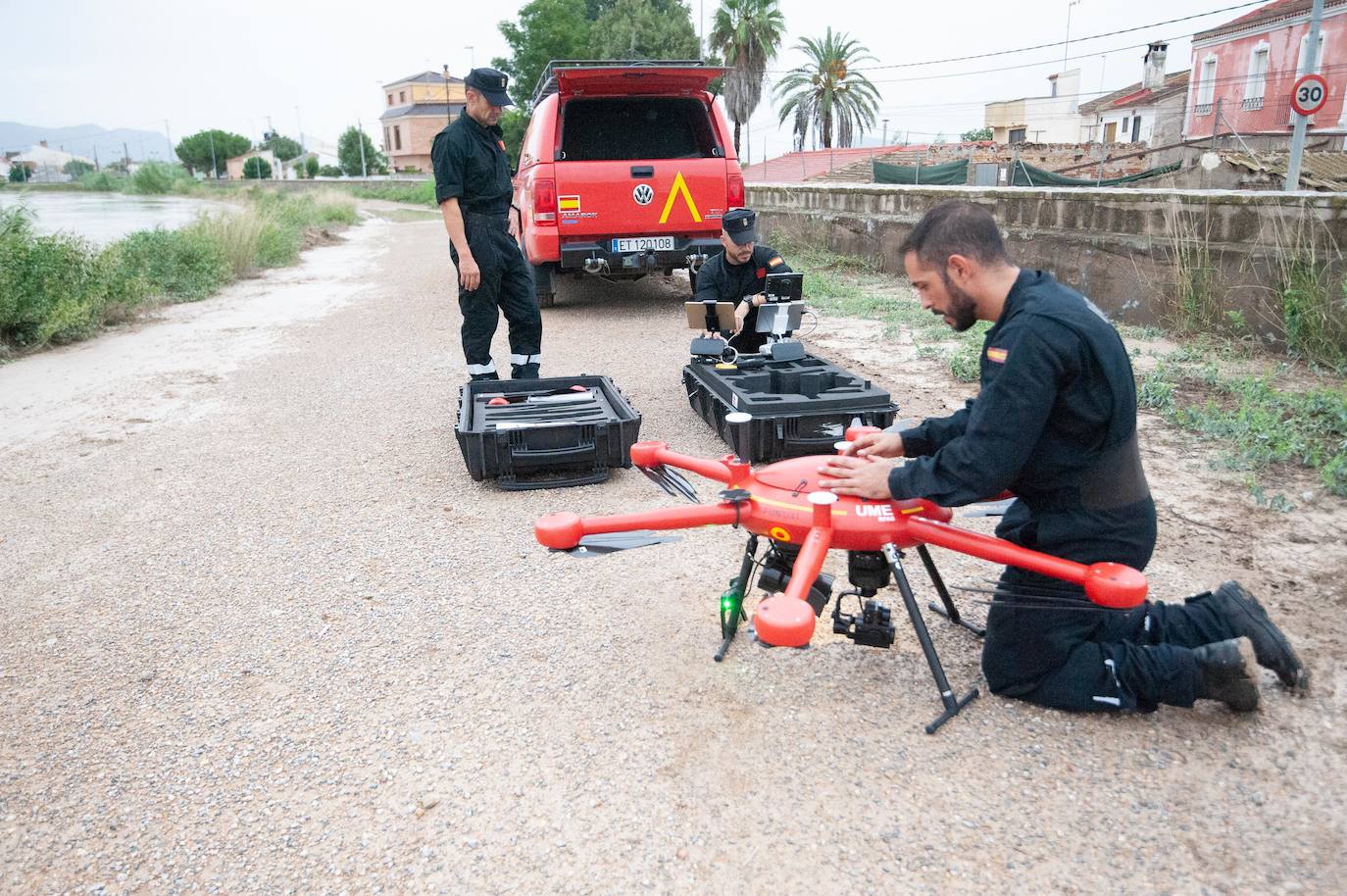 Recorrido por las localidades de Alquerías, Beniel y Llano de Brujas, donde el temporal causó cuantiosos destrozos