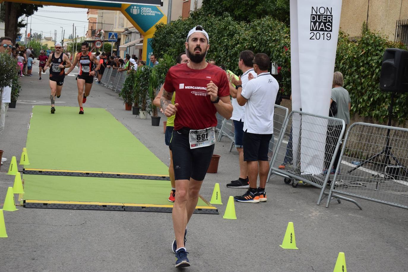 El atleta del Grupo Alcaraz se lleva la XXVII Carrera Popular de la pedanía murciana con un tiempo de 36:06 minutos, por los 43:42 para la corredora del Bathco Running Team