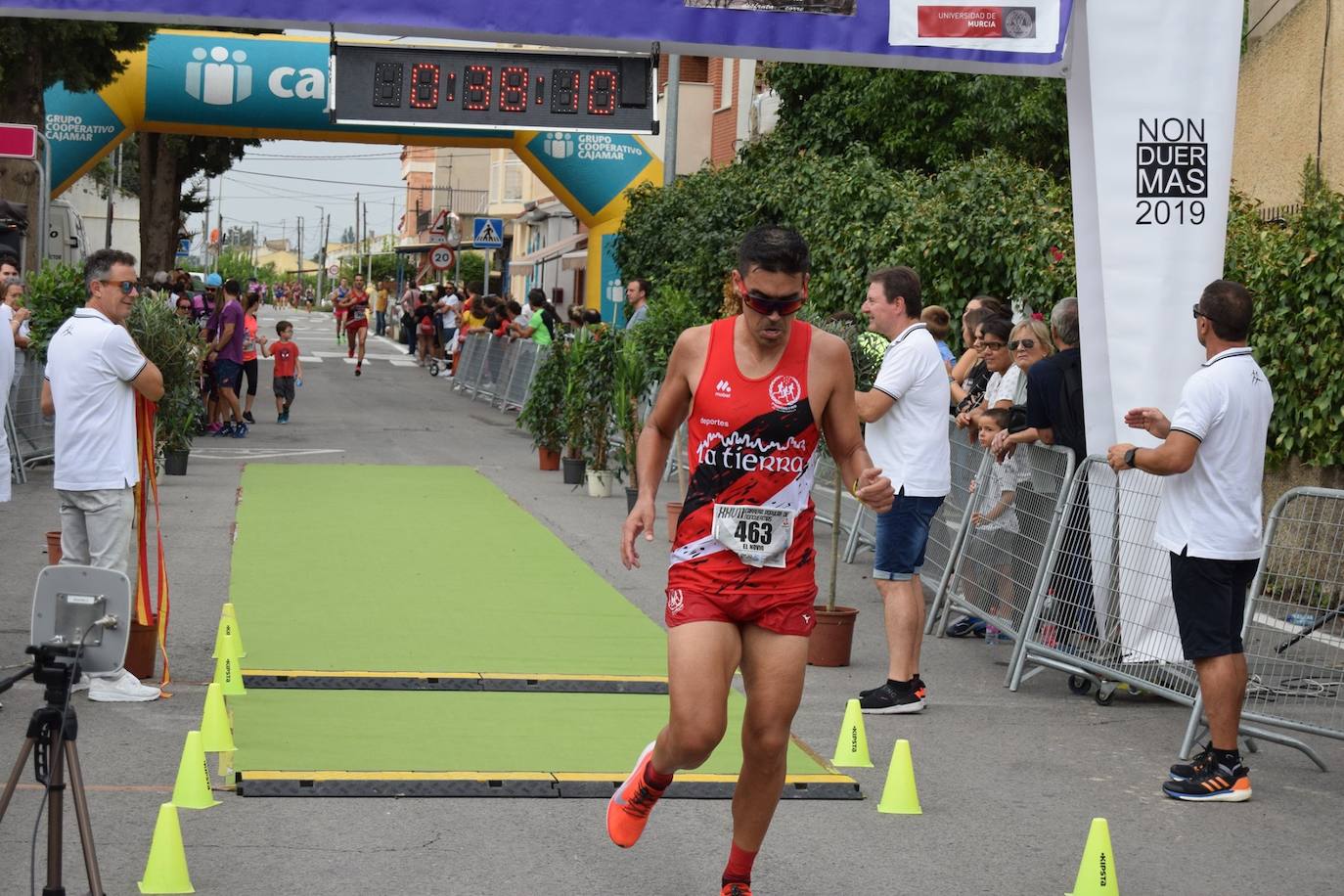 El atleta del Grupo Alcaraz se lleva la XXVII Carrera Popular de la pedanía murciana con un tiempo de 36:06 minutos, por los 43:42 para la corredora del Bathco Running Team