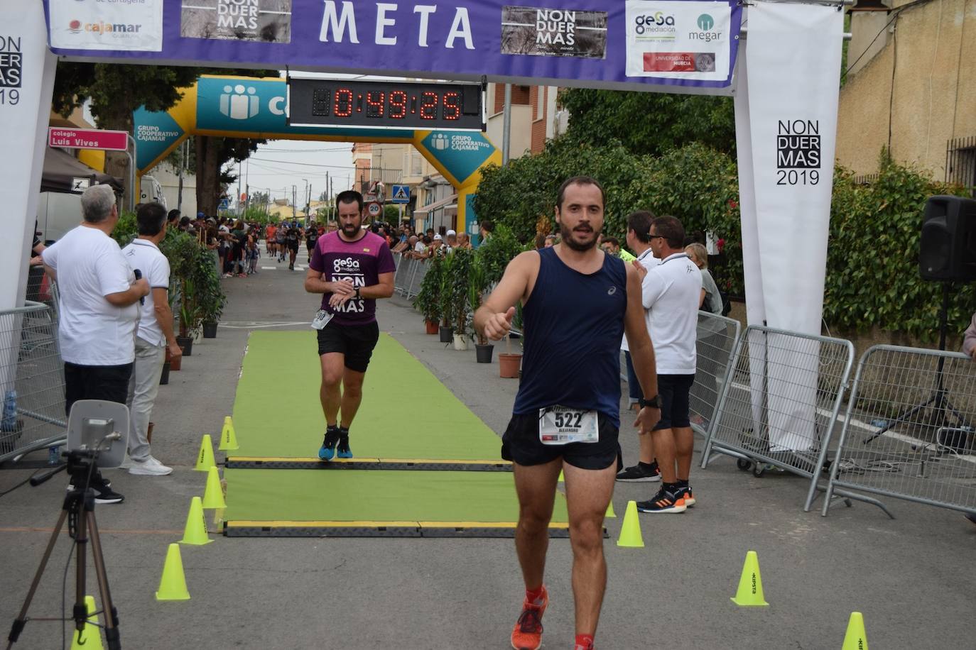 El atleta del Grupo Alcaraz se lleva la XXVII Carrera Popular de la pedanía murciana con un tiempo de 36:06 minutos, por los 43:42 para la corredora del Bathco Running Team