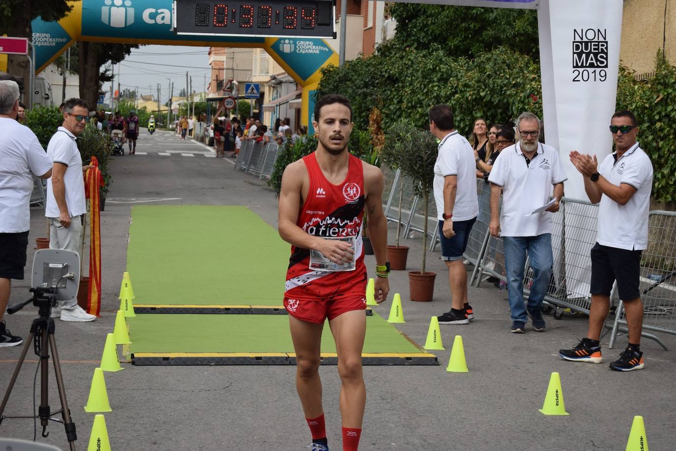 El atleta del Grupo Alcaraz se lleva la XXVII Carrera Popular de la pedanía murciana con un tiempo de 36:06 minutos, por los 43:42 para la corredora del Bathco Running Team