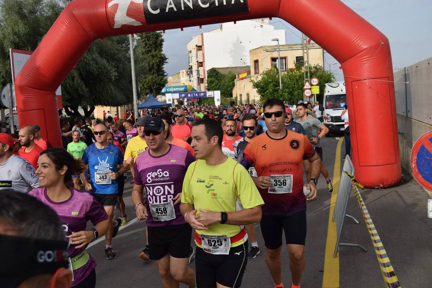 El atleta del Grupo Alcaraz se lleva la XXVII Carrera Popular de la pedanía murciana con un tiempo de 36:06 minutos, por los 43:42 para la corredora del Bathco Running Team