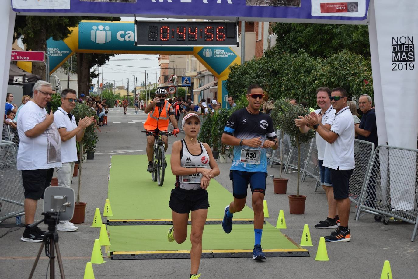 El atleta del Grupo Alcaraz se lleva la XXVII Carrera Popular de la pedanía murciana con un tiempo de 36:06 minutos, por los 43:42 para la corredora del Bathco Running Team