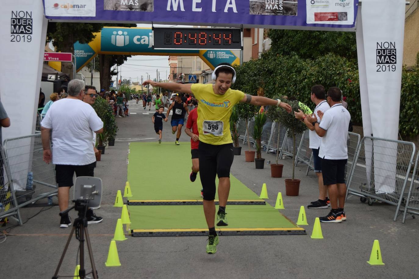 El atleta del Grupo Alcaraz se lleva la XXVII Carrera Popular de la pedanía murciana con un tiempo de 36:06 minutos, por los 43:42 para la corredora del Bathco Running Team