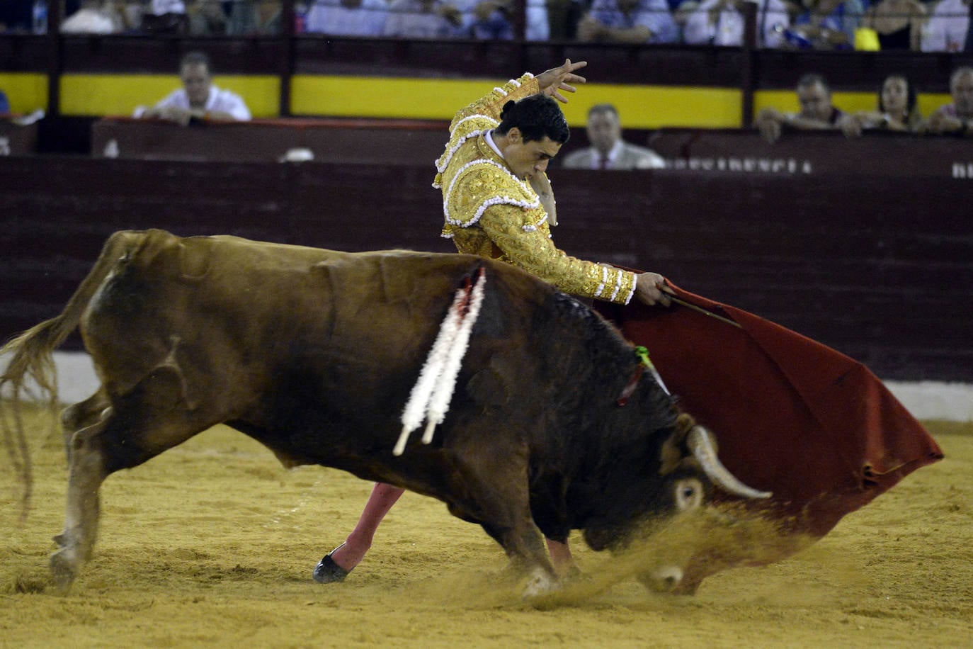 El de la Puebla y el de Lorca salen a hombros en una tarde de vacío para El Juli; la corrida de Daniel Ruiz estuvo en tipo aunque no embistió como la del año pasado