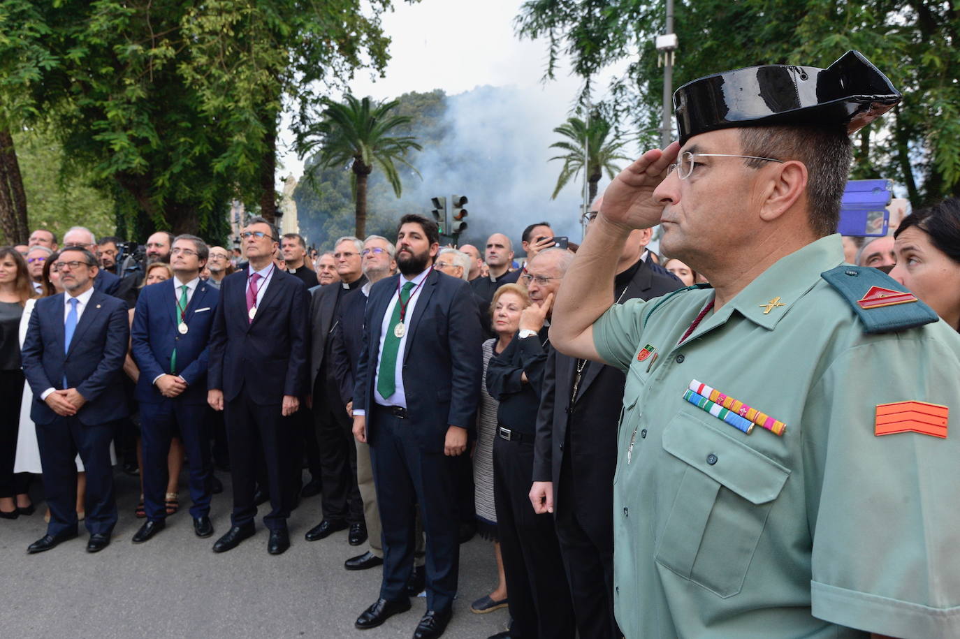 Miles de murcianos acompañan a la patrona de la ciudad hasta su santuario