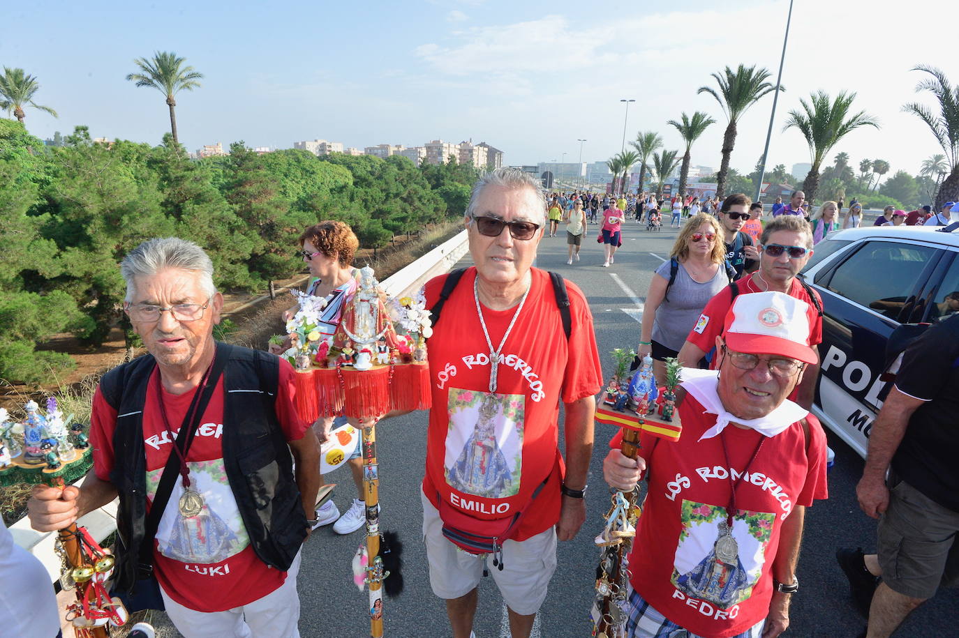 Miles de murcianos acompañan a la patrona de la ciudad hasta su santuario